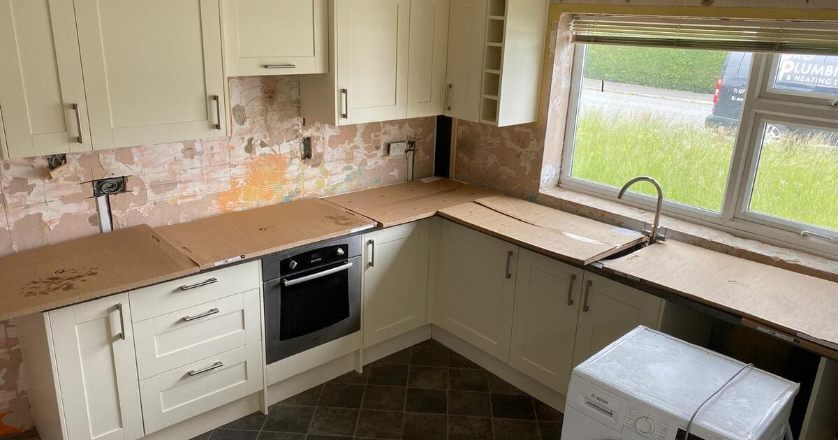 Bespoke new kitchen near Bury St Edmunds Bespoke new kitchen near Bury St Edmunds