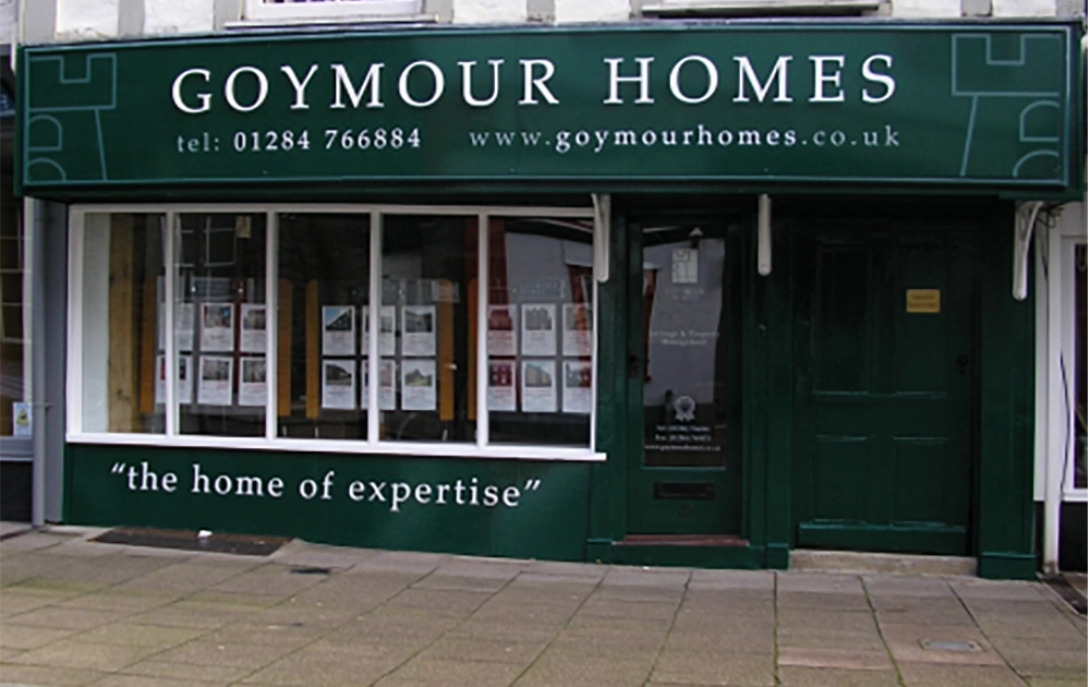 Branded exterior decoration